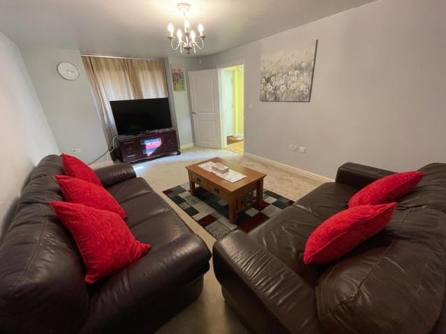 Holiday Home In Cardiff, Sleeps 8 Buitenkant foto